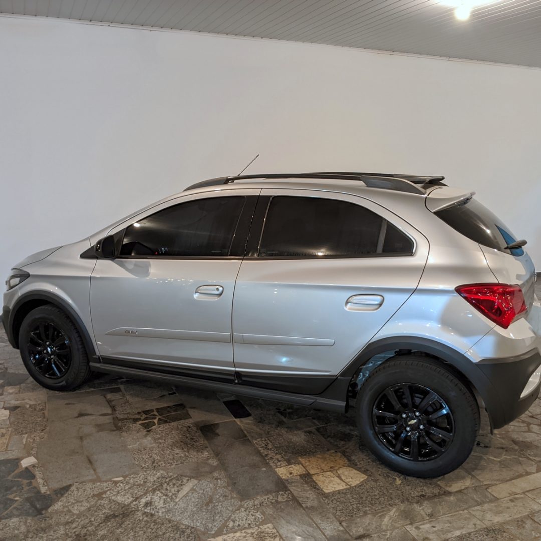 6 Onix Activ 1.4 flex 2019