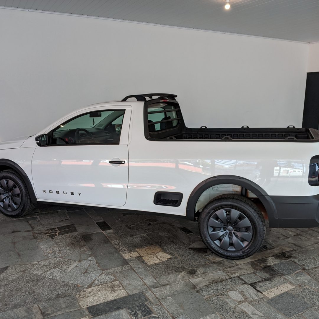 6 Saveiro Robust 1.6 flex 2024