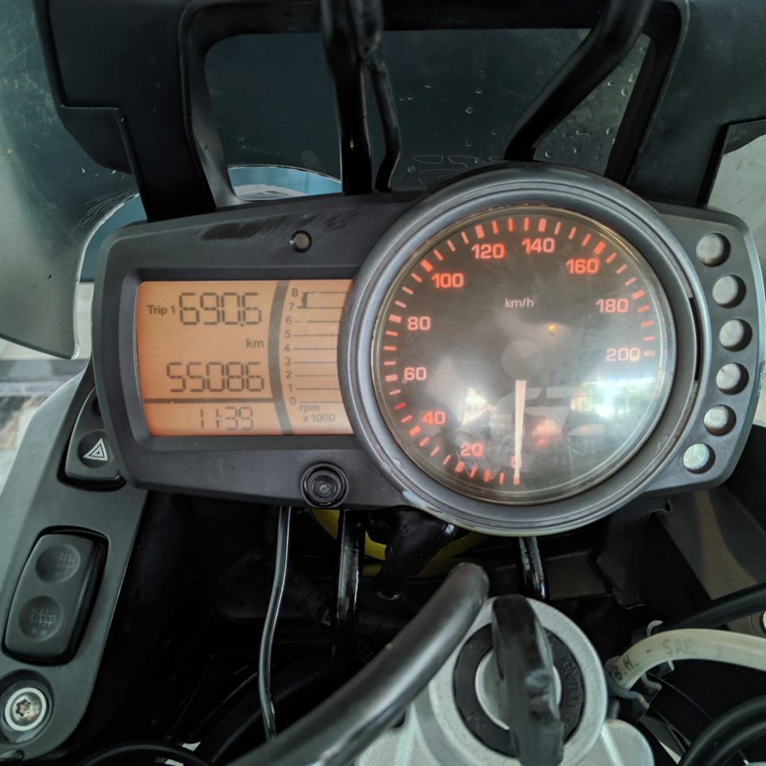7 BMW GS650 gasolina 2015