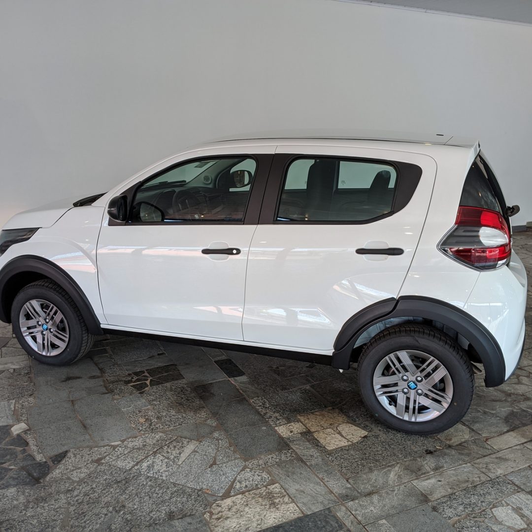 7 FIAT MOBI LIKE 2027 0KM
