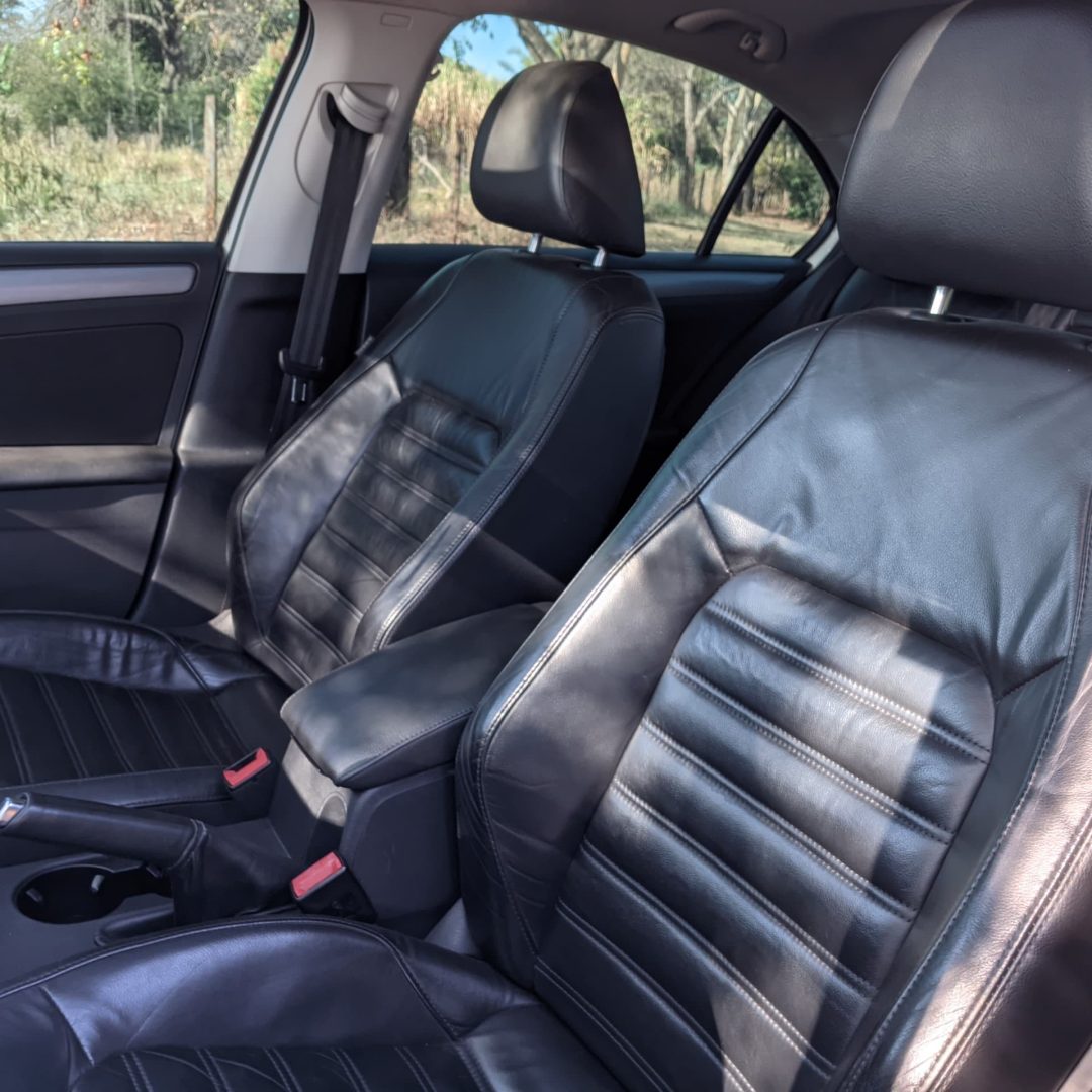7 Jetta Highline 2.0 Tsi gasolina 2012 6