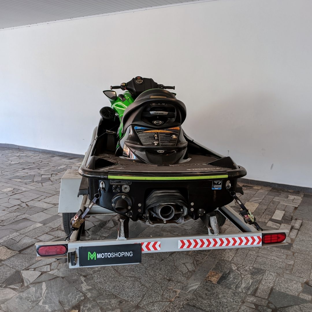 7 Kawazaki Ultra 310LX gasolina 2016