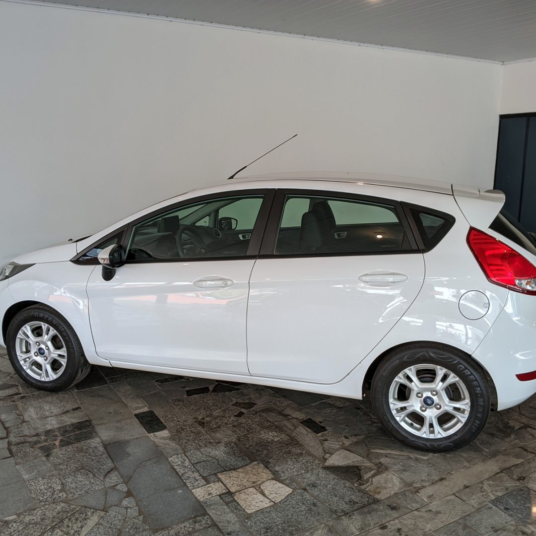 7 New Fiesta SEL 1.6 Flex 2017