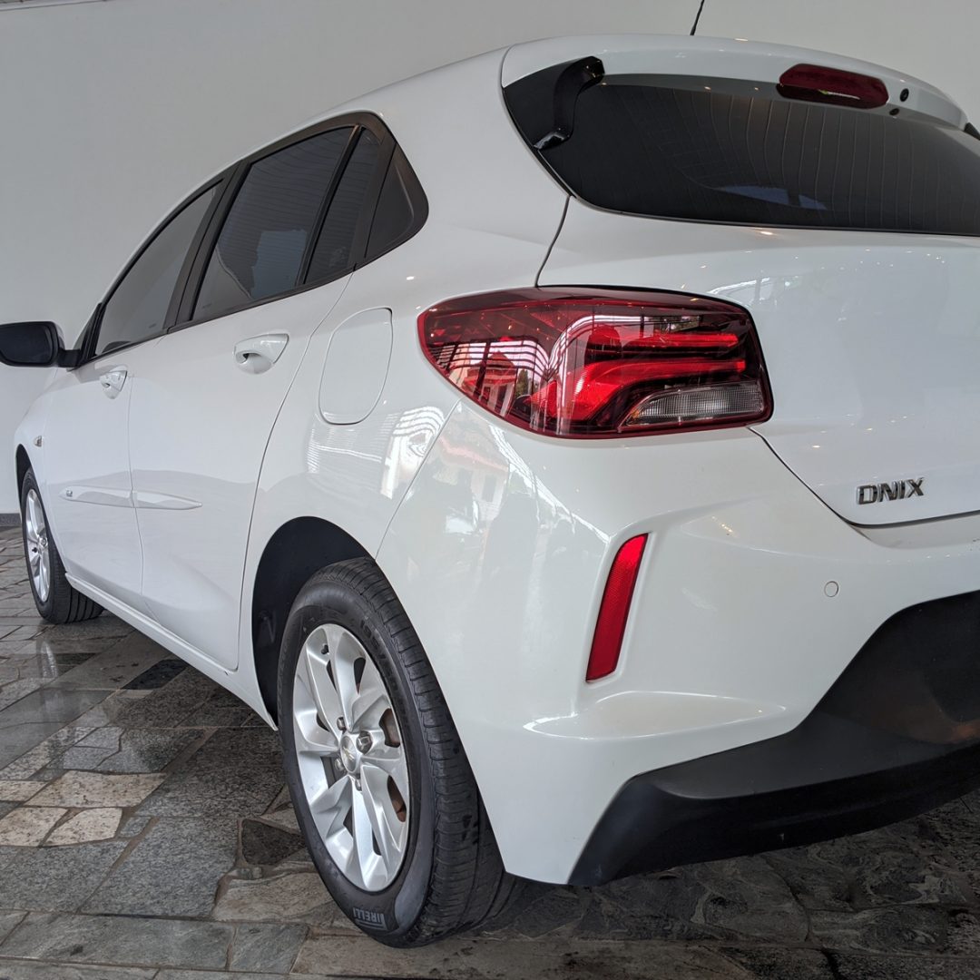 7 Onix LTZ 1.0 Flex 2021