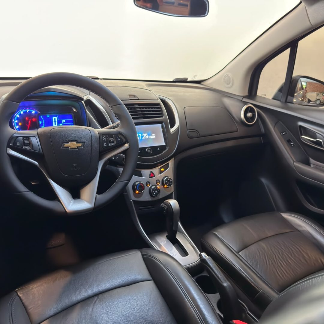 7 Tracker LTZ 1.8 flex 2014