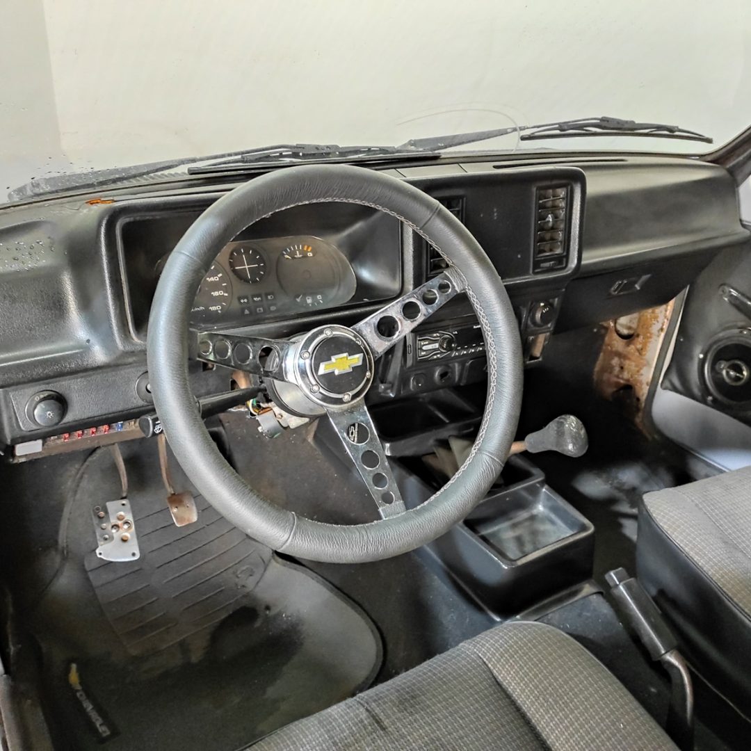8 Chevette Júnior 1.0 gasolina 1993