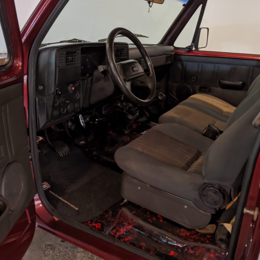 8 D-20 Custom S 4.0 diesel 1995