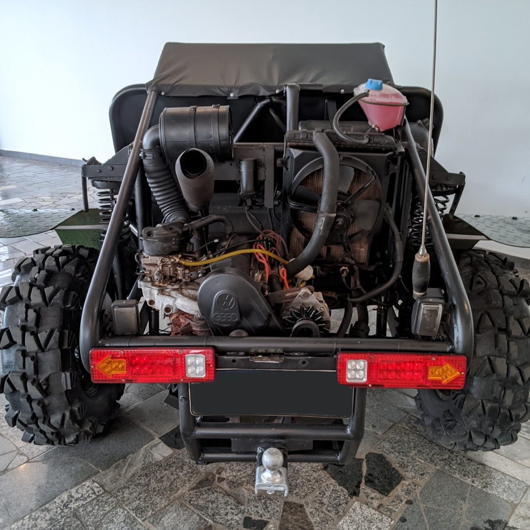 8 GAIOLA Tiger OFF-ROAD 2.0 gasolina 2013
