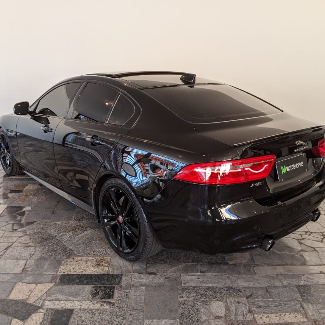 8 Jaguar XE S 3.0 gasolina 2017 2