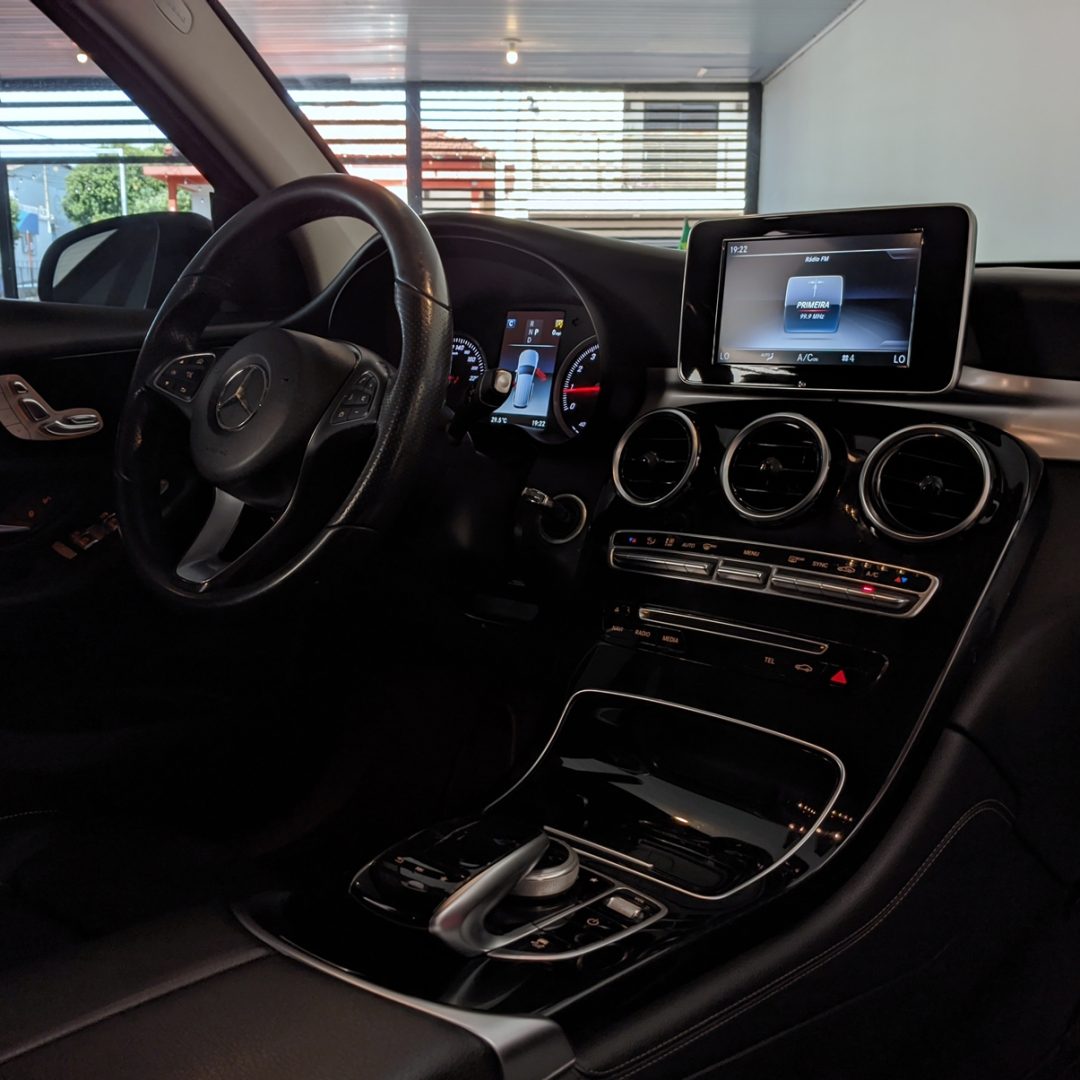 8 M.Benz GLC 250 Highway gasolina 2018
