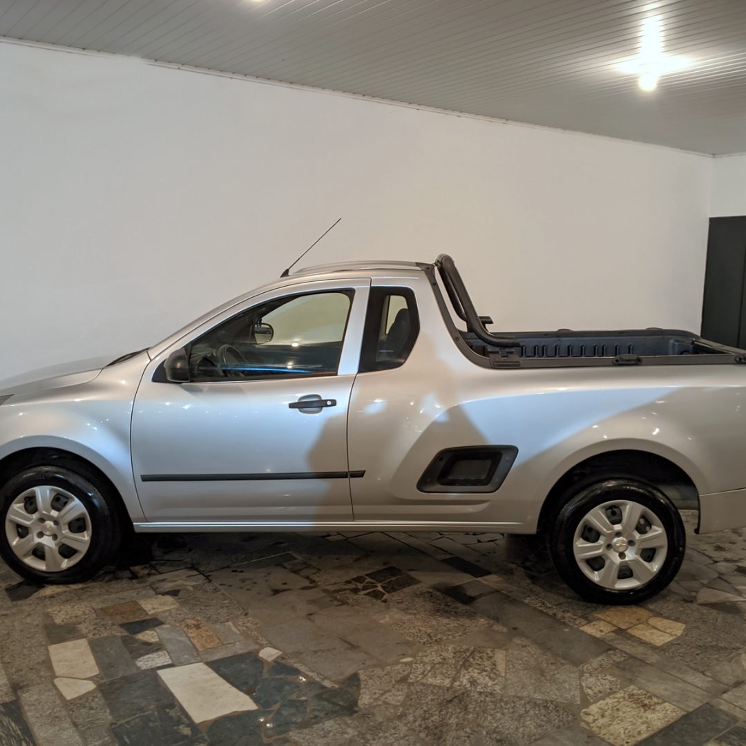 8 Montana LS 1.4 Flex 2013