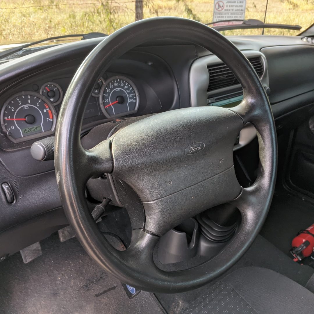 8 Ranger XLS 2.3 gasolina 2010 2