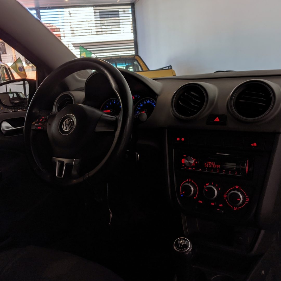8 Saveiro Cross 1.6 Flex 2011