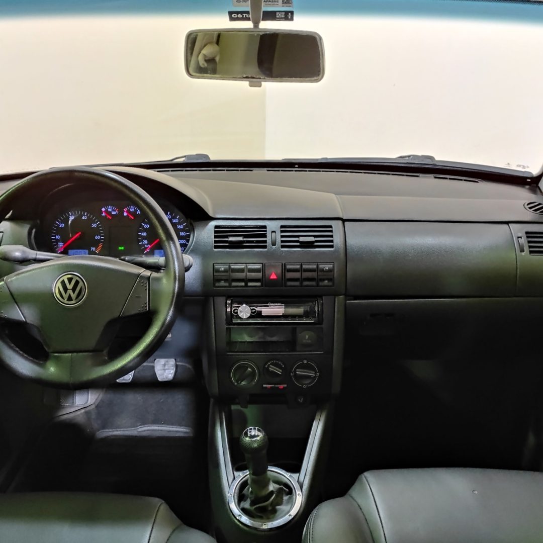 8 Saveiro Plus 2.0 gasolina 2002