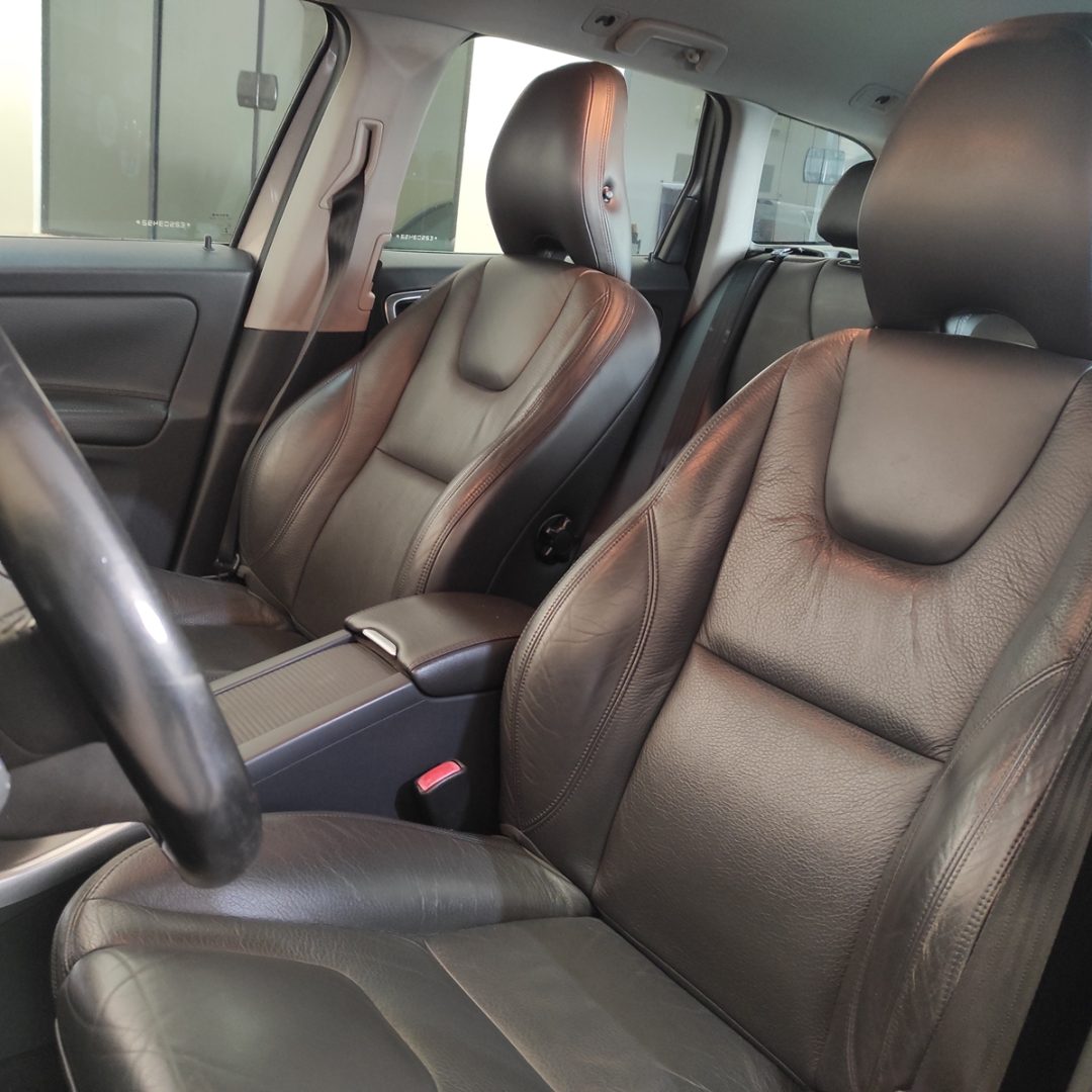 8 XC60 T5 2.0 gasolina 2014