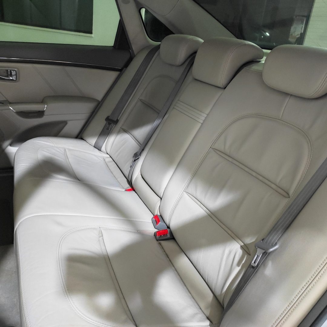 9 Azera GLS 3.3 V6 gasolina 2011