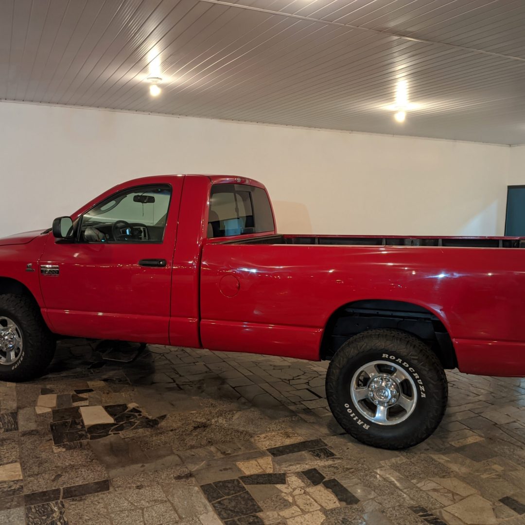 9 Dodge RAM 2500 4x4 diesel 2008