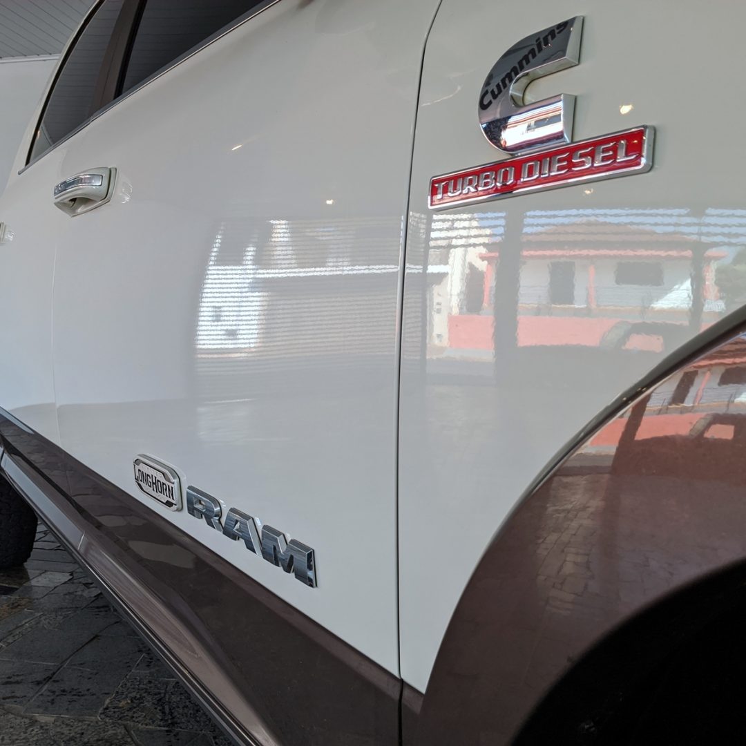 9 RAM 3500 LARAMIE LONGHORN 2022